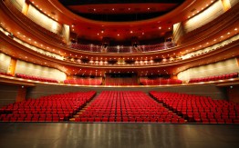 Broadway vs. Off-Broadway Shows: Understanding the Key Differences